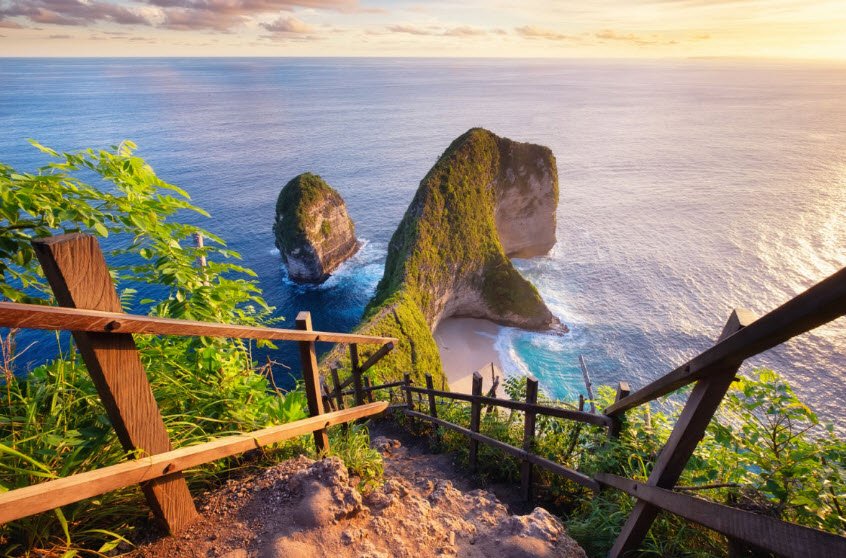 Penida Island , Indonesia